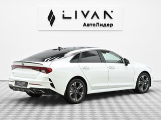 2021 Kia K5 III, белый, 2045000 рублей, вид 4