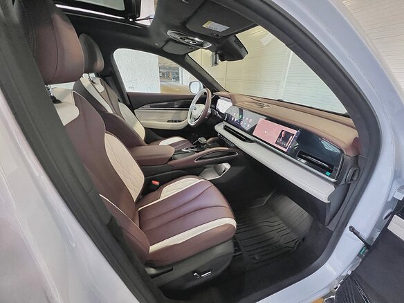 2024 Geely Monjaro (Xingyue L) I, белый, 3750000 рублей - вид 15