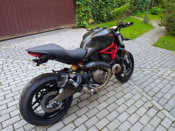 2017 Ducati Monster 821, красный, 600000 рублей - вид 2