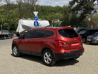 2008 Nissan Qashqai+2 I, красный, 1100000 рублей, вид 5