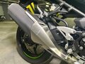 2021 Kawasaki Ninja 400, зелёный - вид 3