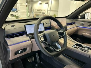 2026 Tenet T8, зелёный, 3885000 рублей, вид 4