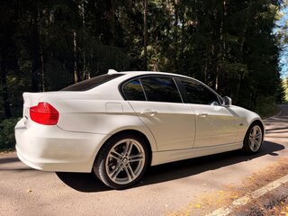 2011 BMW 3 серии 318i V (E90/E91/E92/E93) Рестайлинг, белый, 1100000 рублей, вид 2