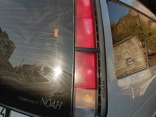 2000 Toyota Town Ace Noah III, белый, 1050000 рублей, вид 5