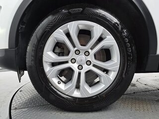 2022 Land Rover Discovery Sport I Рестайлинг, белый, 3000000 рублей, вид 5