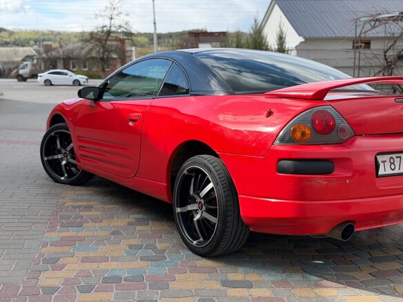 2002 Mitsubishi Eclipse III, красный, 600000 рублей - вид 4