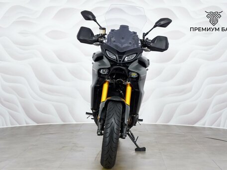 2021 Yamaha MT-09 Tracer (FJ-09), серый, 1249000 рублей, вид 4