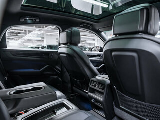 2026 Porsche Cayenne Coupé III Рестайлинг, чёрный, 16490000 рублей, вид 2