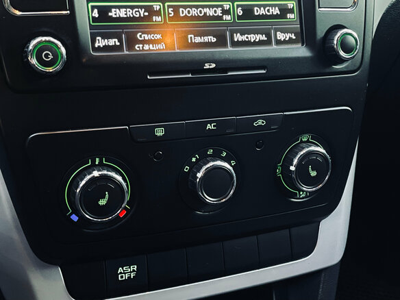 2013 Skoda Yeti I, чёрный, 654000 рублей - вид 14