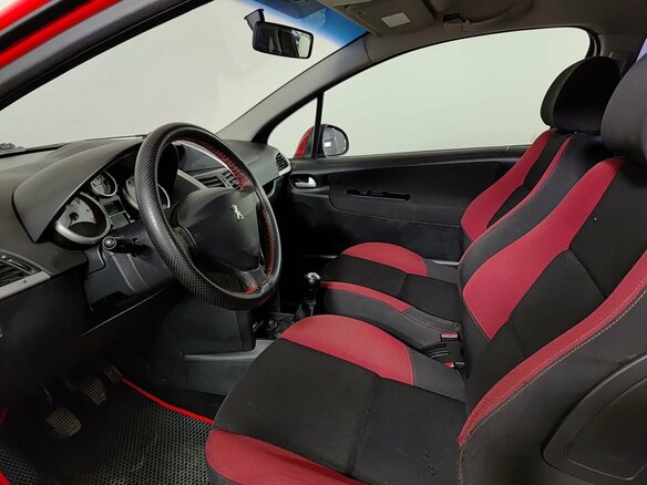 2007 Peugeot 207 I, красный - вид 15
