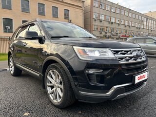 2018 Ford Explorer V Рестайлинг 2, чёрный, 2800000 рублей, вид 2