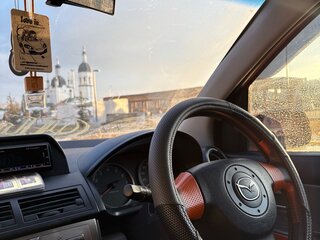 2003 Mazda Demio II (DY), оранжевый, 330000 рублей, вид 3
