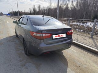 2012 Kia Rio III, серый, 700000 рублей, вид 4