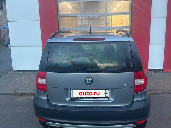 2011 Skoda Yeti I, серый, 690000 рублей - вид 12