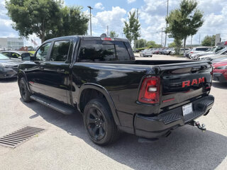 2026 Ram 1500 Crew Cab eTorque V Рестайлинг, серый, 7890898 рублей, вид 5