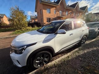 2026 Kia Seltos I Рестайлинг, белый, 3450000 рублей, вид 4