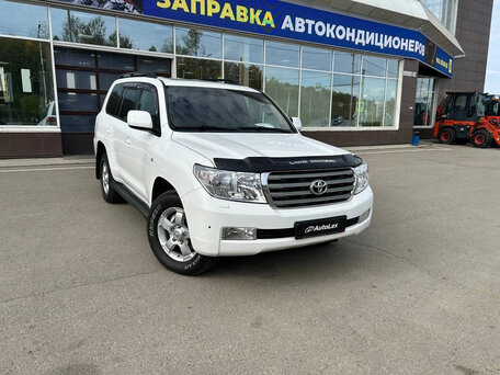 Toyota Land Cruiser 200 Series