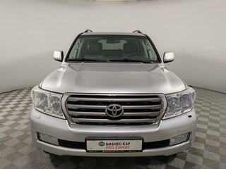 2008 Toyota Land Cruiser 200 Series, серебристый, 2349000 рублей, вид 2