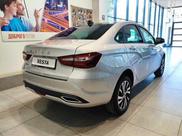 2026 Lada (ВАЗ) Vesta I Рестайлинг (NG), серебристый - вид 6