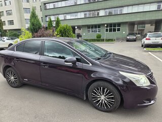 2009 Toyota Avensis III, фиолетовый, 899999 рублей, вид 4
