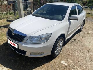 2012 Skoda Octavia II (A5) Рестайлинг, белый, 820000 рублей, вид 1