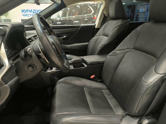 2020 Lexus ES 250 VII, белый, 4220000 рублей - вид 15