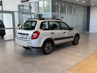 2026 Lada (ВАЗ) Granta Cross I Рестайлинг, серебристый, 1391000 рублей, вид 5