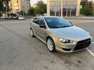 2008 Mitsubishi Lancer X, бежевый, 900000 рублей, вид 3