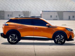 2022 Peugeot 2008 II, оранжевый, 1460000 рублей, вид 4