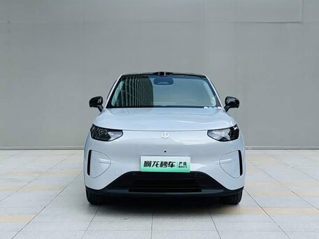 2026 Leapmotor A10 39.8 kWh, серебристый, 1580000 рублей, вид 3