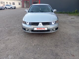 2003 Mitsubishi Galant VIII Рестайлинг, серебристый, 430000 рублей, вид 1