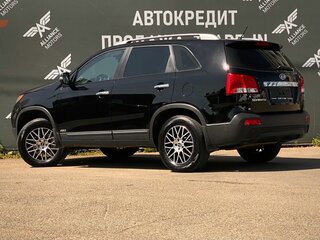 2010 Kia Sorento II, чёрный, 1300000 рублей, вид 5