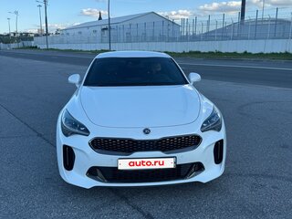 2020 Kia Stinger I, белый, 2700000 рублей, вид 3