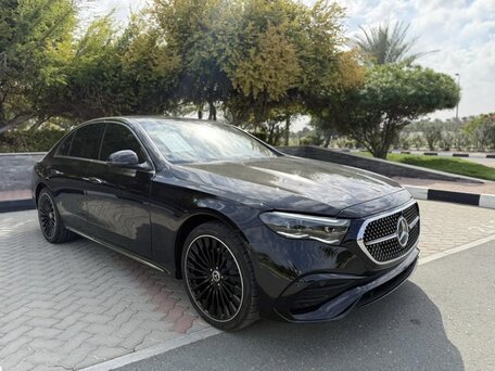 2024 Mercedes-Benz E-Класс 220 d VI (W214, S214), чёрный, 6050000 рублей, вид 1