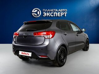 2016 Kia Rio III Рестайлинг, серый, 890000 рублей, вид 4