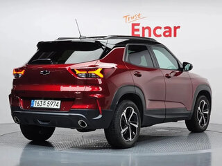 2023 Chevrolet TrailBlazer III, красный, 1480000 рублей, вид 4