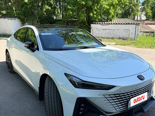 2024 Changan UNI-V I, белый, 2150000 рублей, вид 2