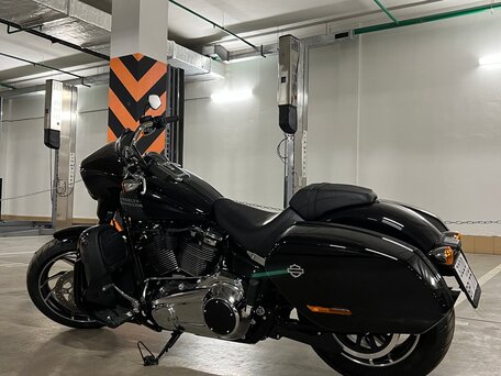 2021 Harley-Davidson Sport Glide, чёрный, 1700000 рублей, вид 2