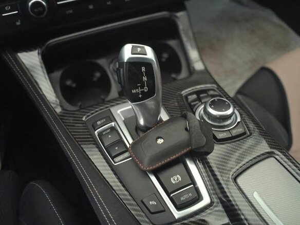 2016 BMW 5 серии 520i VI (F10/F11/F07) Рестайлинг, белый, 2850000 рублей - вид 3