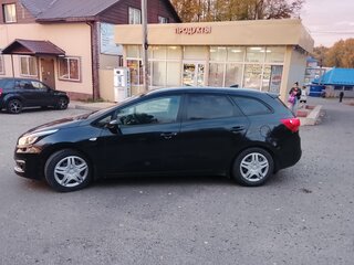 2018 Kia Ceed II Рестайлинг, чёрный, 980000 рублей, вид 4