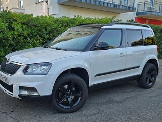 2015 Skoda Yeti I Рестайлинг, белый, 1870000 рублей, вид 1
