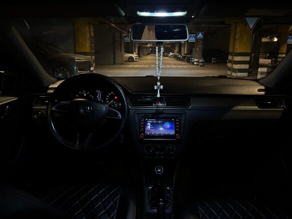 2014 Skoda Rapid I, белый, 750000 рублей - вид 6