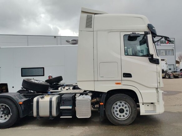2024 Dongfeng GX, белый, 9000000 рублей - вид 1