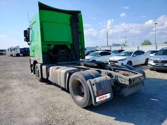 2018 Mercedes-Benz Actros, зелёный, 3782500 рублей - вид 3