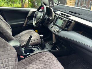 2015 Toyota RAV4 IV (XA40), белый, 1650000 рублей, вид 4