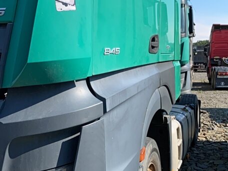 2015 Mercedes-Benz Actros, зелёный, 4105000 рублей, вид 1