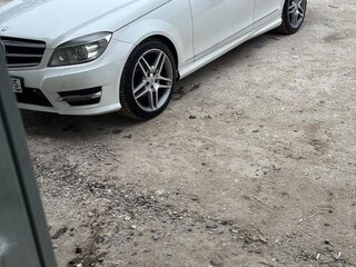 2008 Mercedes-Benz C-Класс 230 III (W204), белый, 1200000 рублей, вид 1
