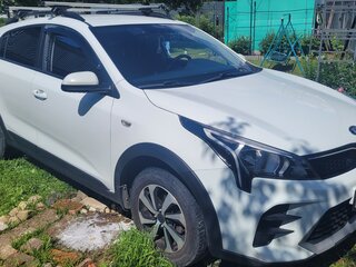 2020 Kia Rio X-Line IV, белый, 1800000 рублей, вид 3