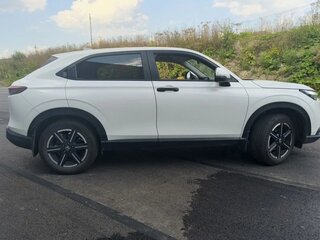 2023 Honda Vezel II, белый, 2375000 рублей, вид 5