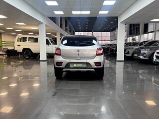 2021 Renault Sandero Stepway II Рестайлинг, серый, 1270000 рублей, вид 4